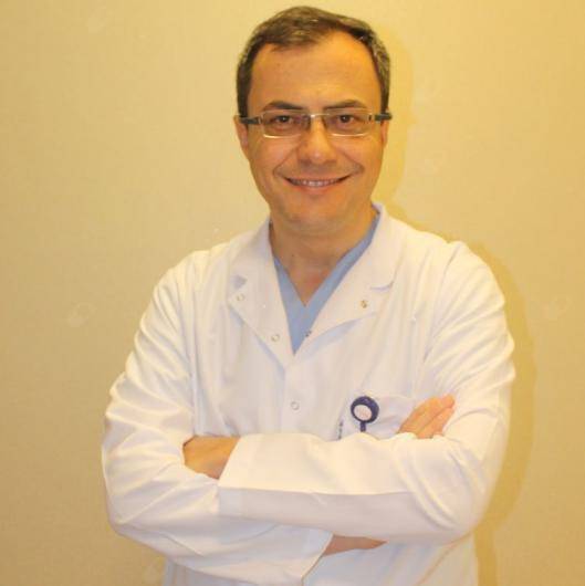Beyin ve sinir cerrahisi Prof. Dr. Kudret Türeyen