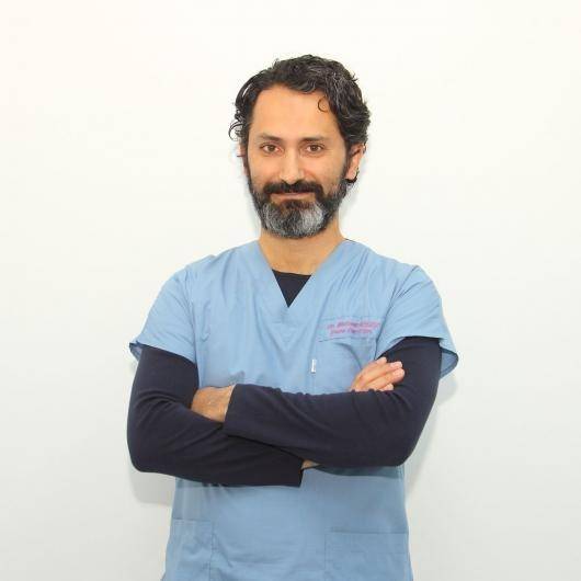Diş hekimi Dr. Dt. Mehmet Keleş