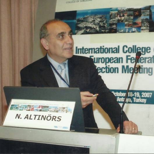 Beyin ve sinir cerrahisi Prof. Dr. Mehmet Nur Altınörs