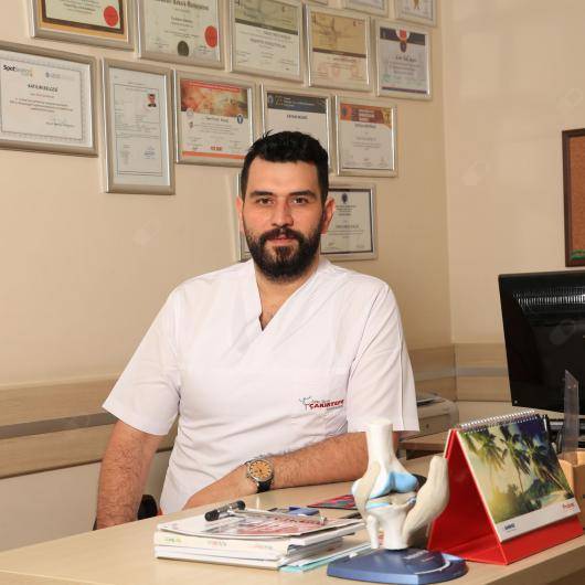 Fiziksel tıp ve rehabilitasyon Uzm. Dr. Ömer Faruk Barçak