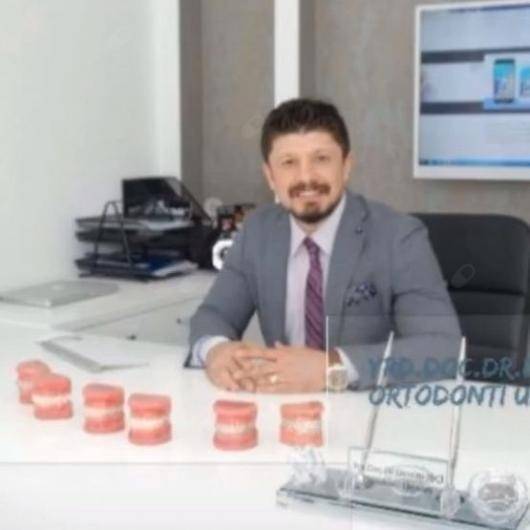 Ortodonti Dr. Öğr. Üyesi Devrim İşçi