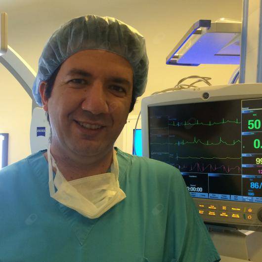 Anesteziyoloji ve reanimasyon Uzm. Dr. Arif Timuroğlu