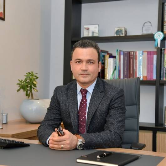 Ortopedi ve travmatoloji Prof. Dr. Mehmet Kerem Canbora