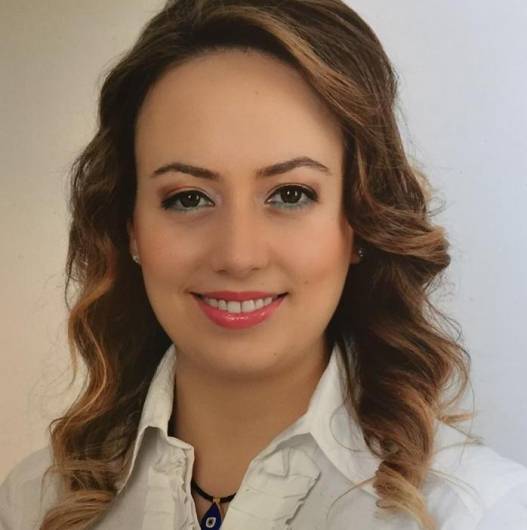 Dermatoloji Uzm. Dr. İrem Hengirmen Acu