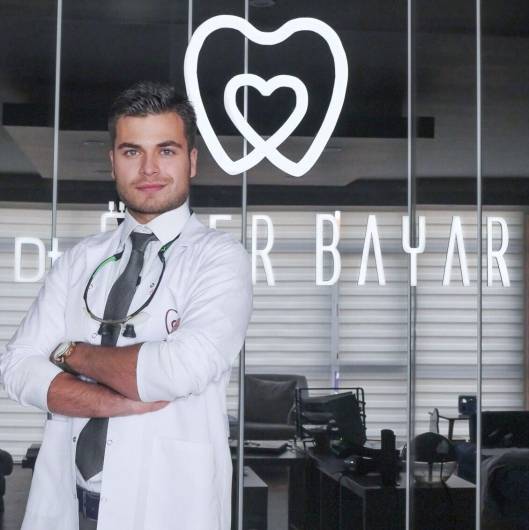 Protetik diş tedavisi Dr. Dt. Ömer Bayar