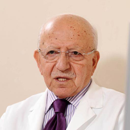 İç hastalıkları Prof. Dr. Nazif Bağrıaçık