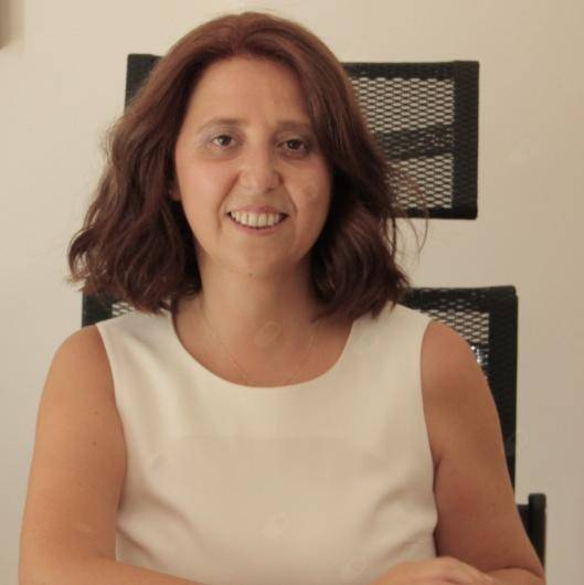 Op. Dr. Esin Kayaoğlu Üstünova