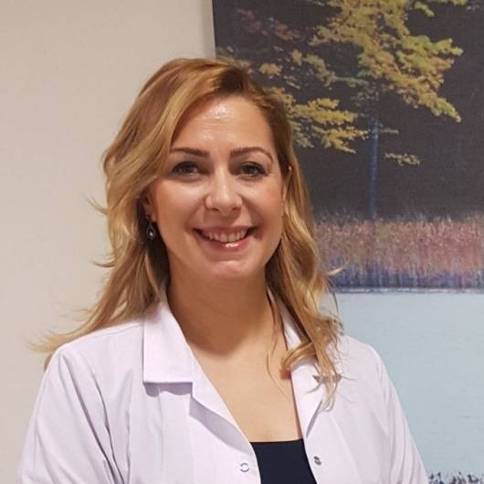 İç hastalıkları Uzm. Dr. Ayça Serap Erden Tuncer