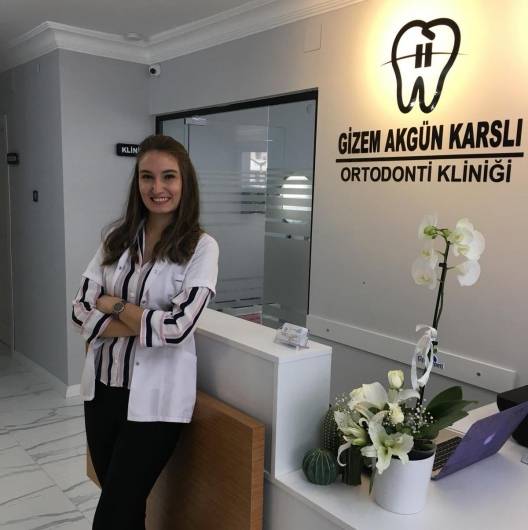 Ortodonti Uzm. Dt. Gizem Akgün Karslı