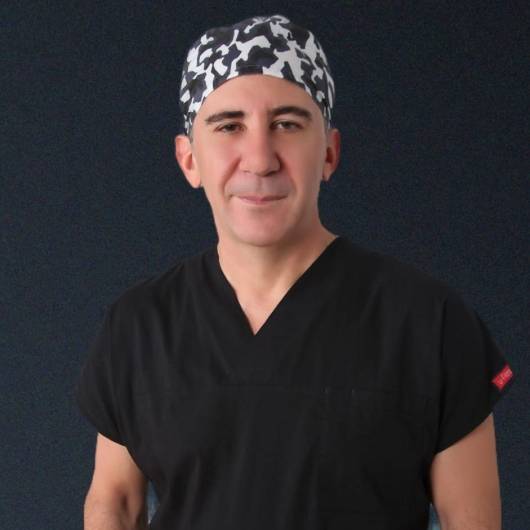 Dermatoloji Uzm. Dr. Ahmet Akdaş