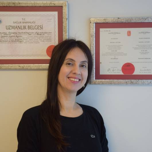 Fiziksel tıp ve rehabilitasyon Uzm. Dr. Yasemin Soytürk Özseren