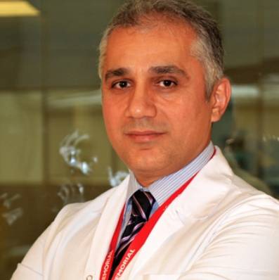 Göğüs cerrahisi Prof. Dr. Adnan Sayar