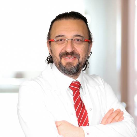 Beyin ve sinir cerrahisi Doç. Dr. Murat Ulutaş