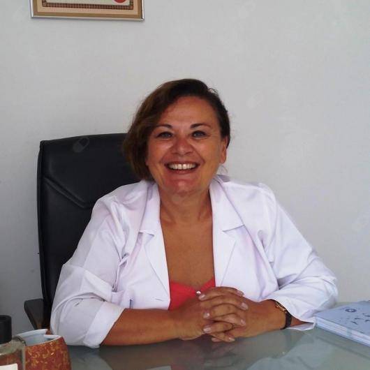 Diş hekimi Dr. Dt. Gül Aykanat