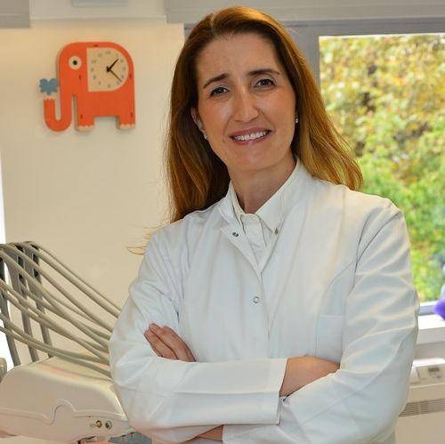 Ortodonti Prof. Dr. Banu Çakırer Bakkalbaşı