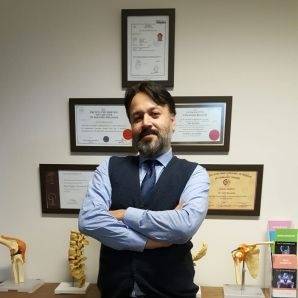 Ortopedi ve travmatoloji Doç. Dr. Fatih Karaaslan