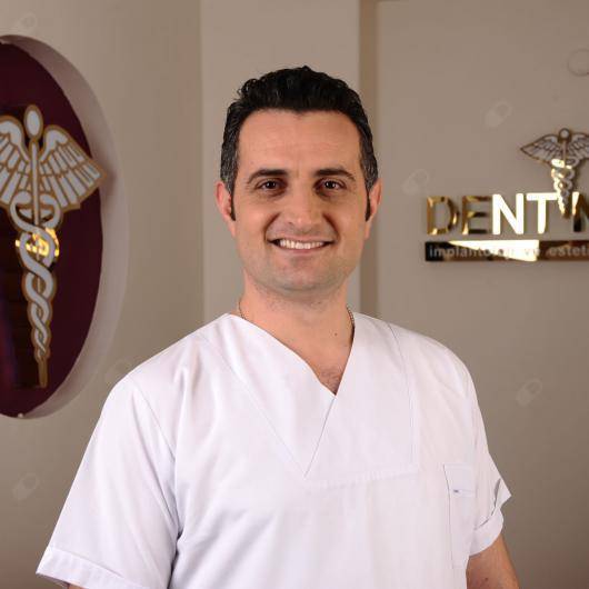 Diş hekimi Dr. Abdulkadir Narin
